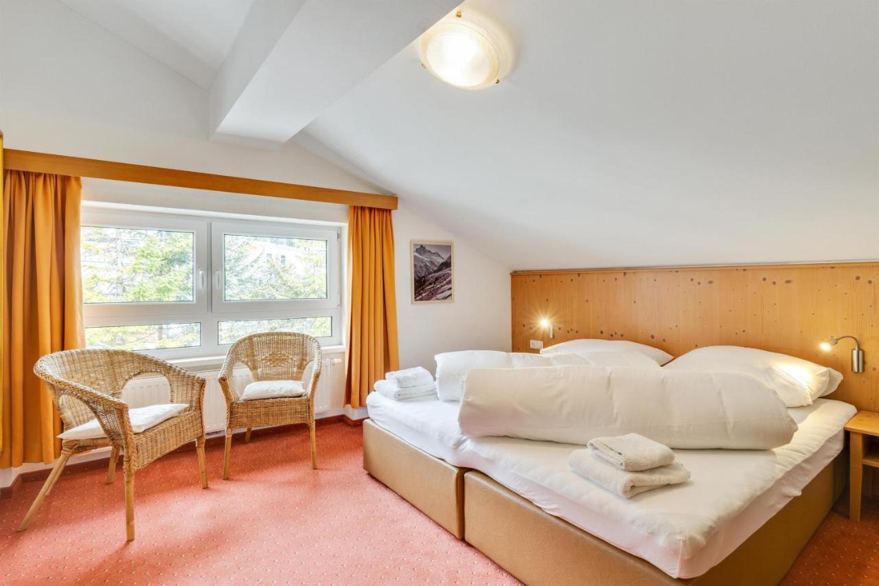 Hotel Chalet Martin à Sankt Anton am Arlberg Extérieur photo